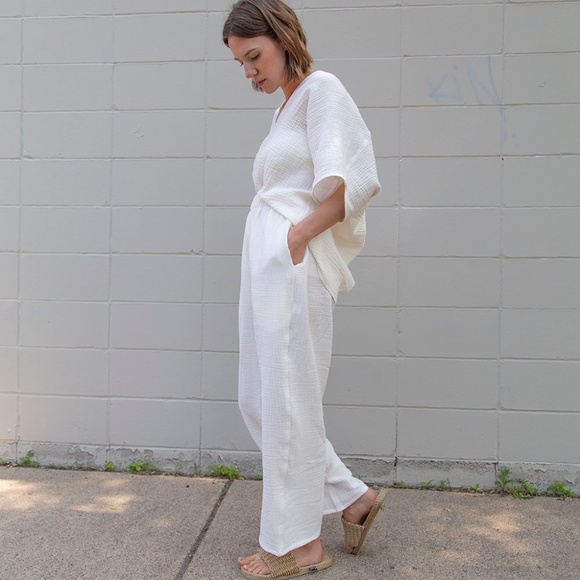 Hackwith Design House White Deep V Neck Tunic Top 100% Cotton Size 26 28 - Picture 4 of 7